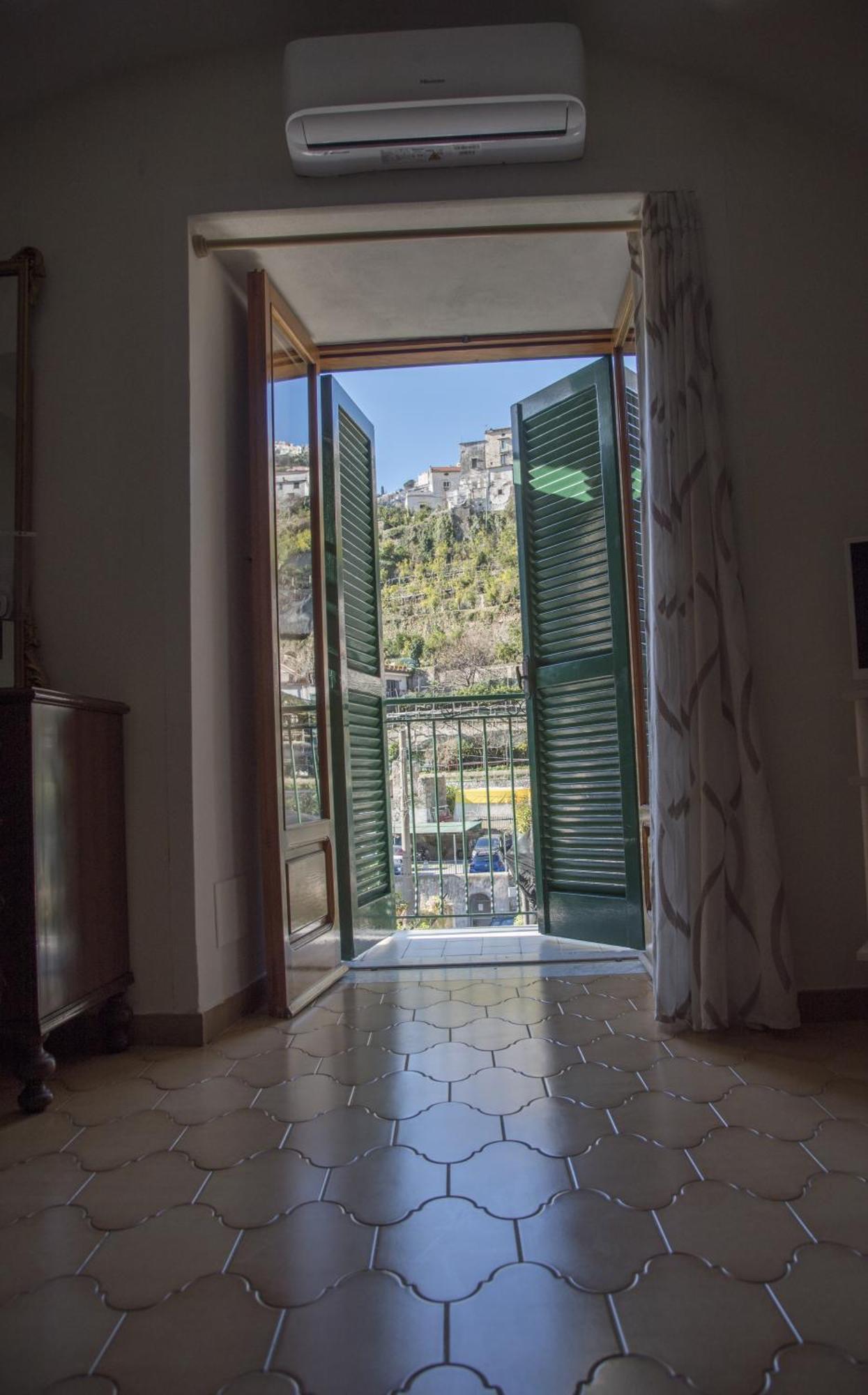 Donpeppehouse Villa Minori Luaran gambar